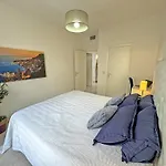 Gorgeous Oceanfront Apartment Promenade