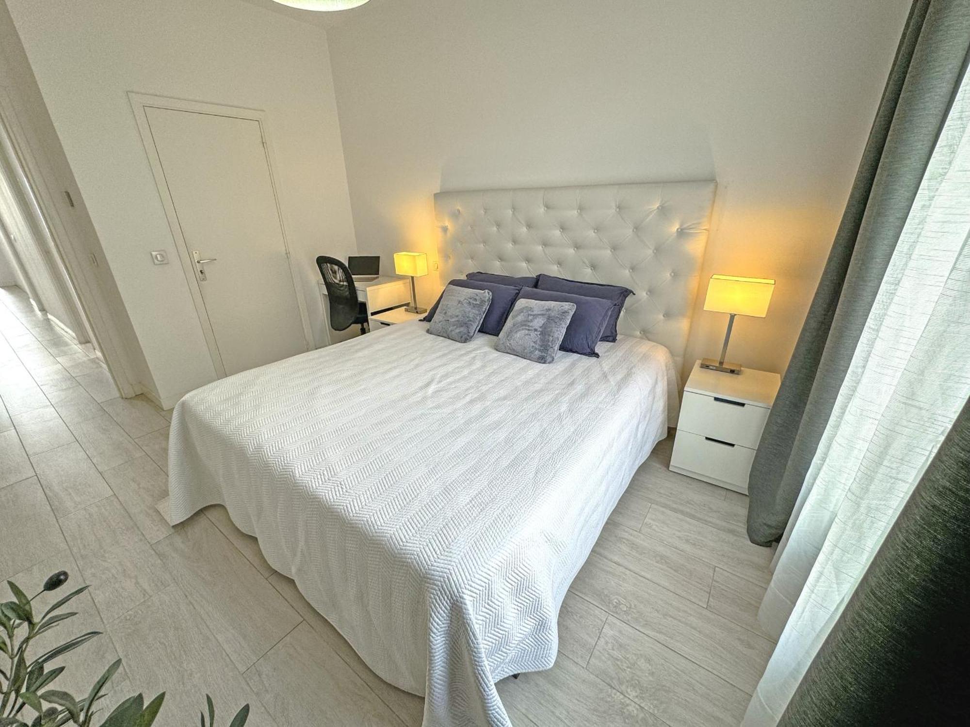 Gorgeous Oceanfront Promenade Appartamento *