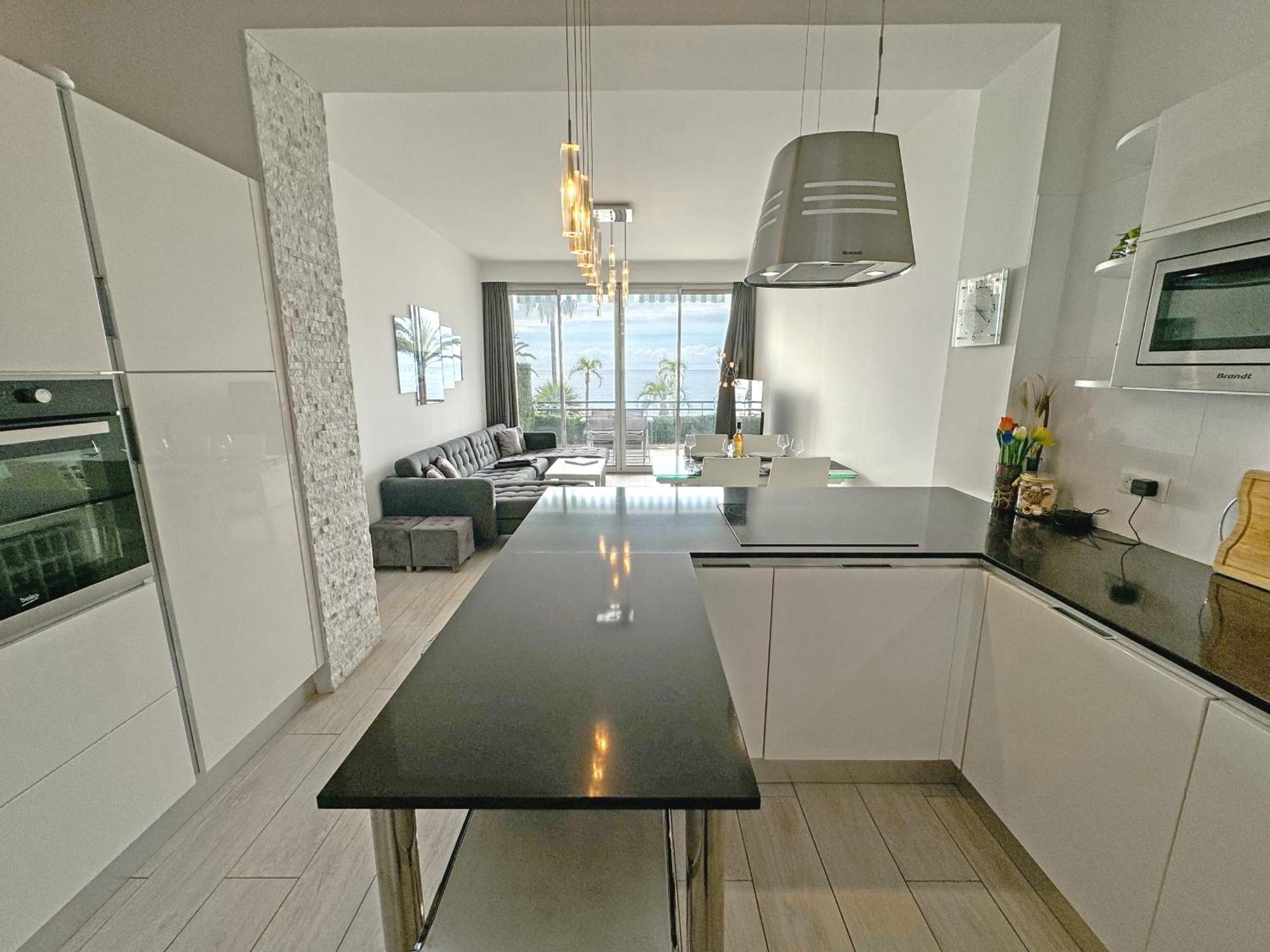 Appartamento Gorgeous Oceanfront Promenade Nizza